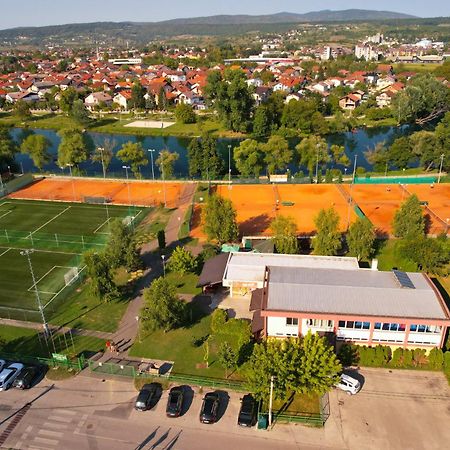 Swiss Plus Hotel Bihac Exterior photo